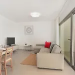 בית נופש Colinas - Bentor 0,3 Pool View 1b ארונה