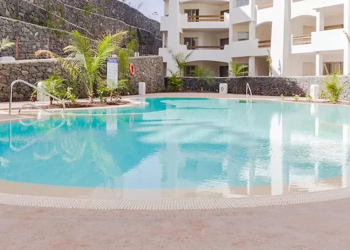 Colinas - Bentor 0,3 Pool View 1b