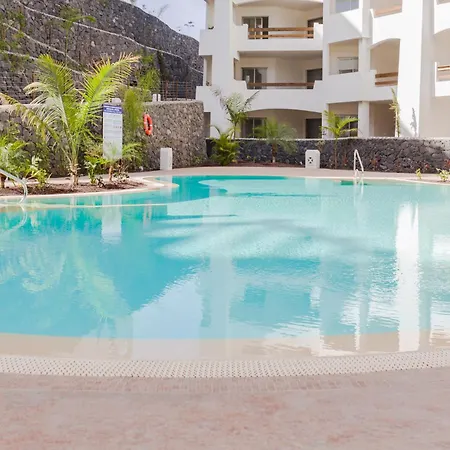 Colinas - Bentor 0,3 Pool View 1b