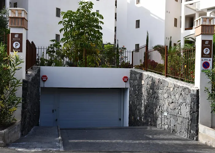 Dom wakacyjny Colinas - Bentor 0,3 Pool View 1b Arona (Tenerife)