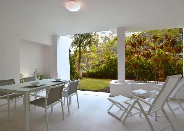 Colinas - Bentor 0,3 Pool View 1b *